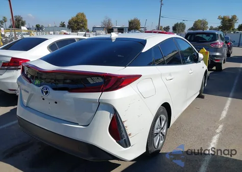 2017 Toyota Prius Prime Plus z USA, uszkodzony, nr VIN JTDKARFP0H3007183